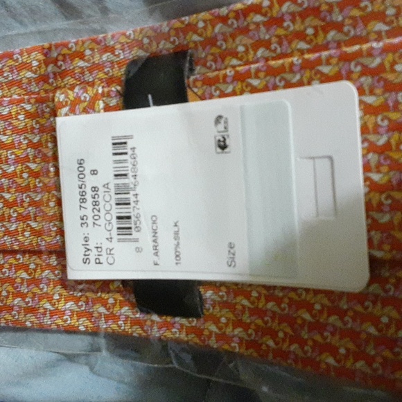 NWT Salvatore Ferragamo Orange Yellow Style 35 7865/006